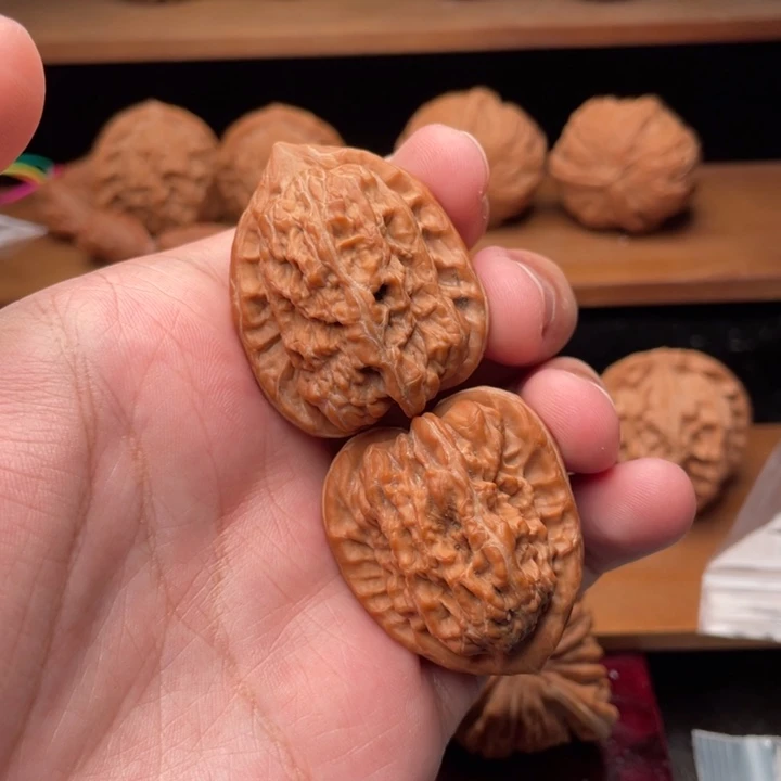 吊坠文玩核桃33毕业红皮老树全品赤龙鸡心