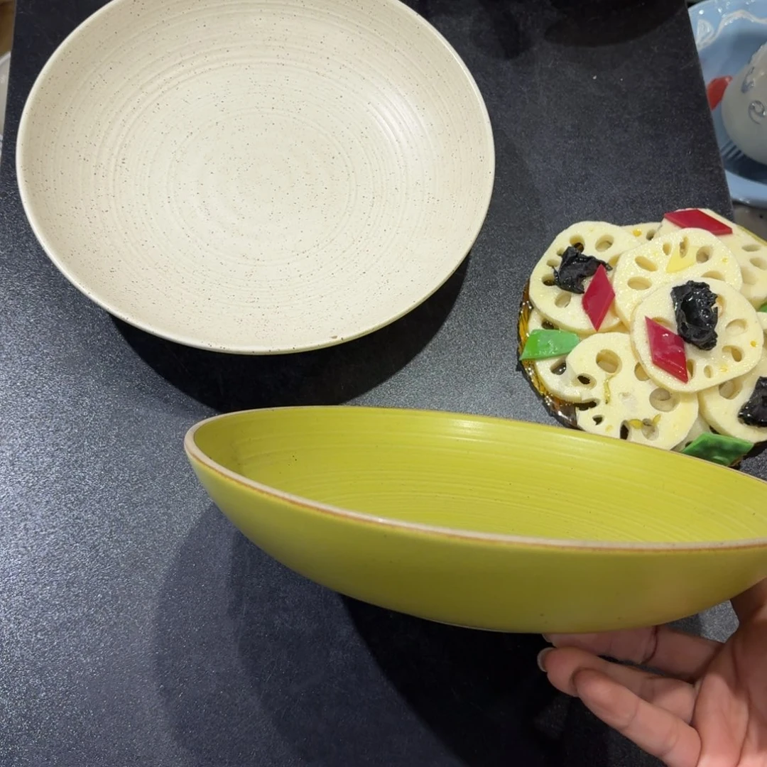 瓷两个9寸微瑕特价不影响使用