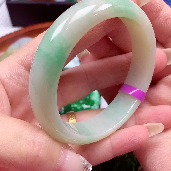 用***1翡翠未镶嵌手镯翡翠手镯