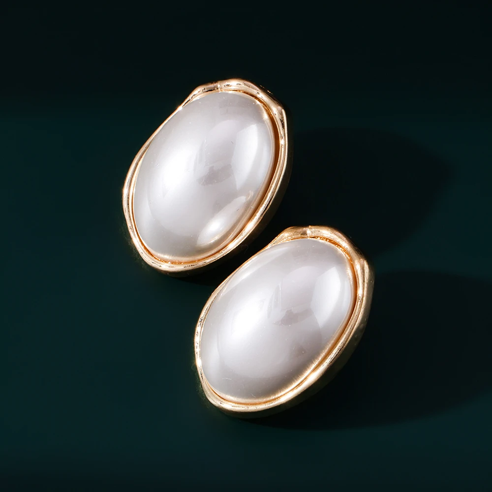 铜合金树脂耳饰 合金 仿珍珠 轻奢高级感椭圆珍珠耳饰 PS0440