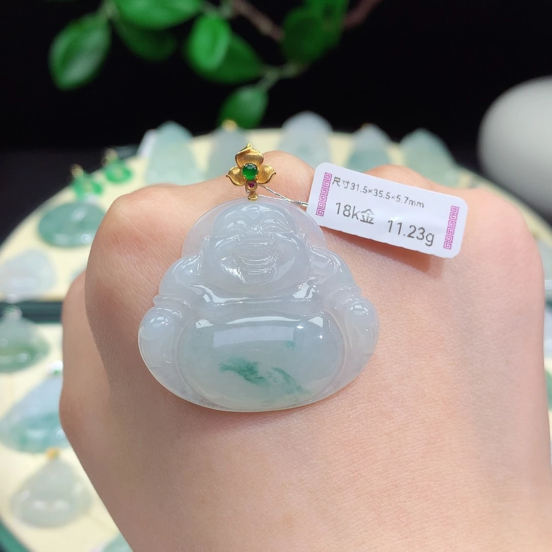 翡翠18K金镶嵌颈饰佛公