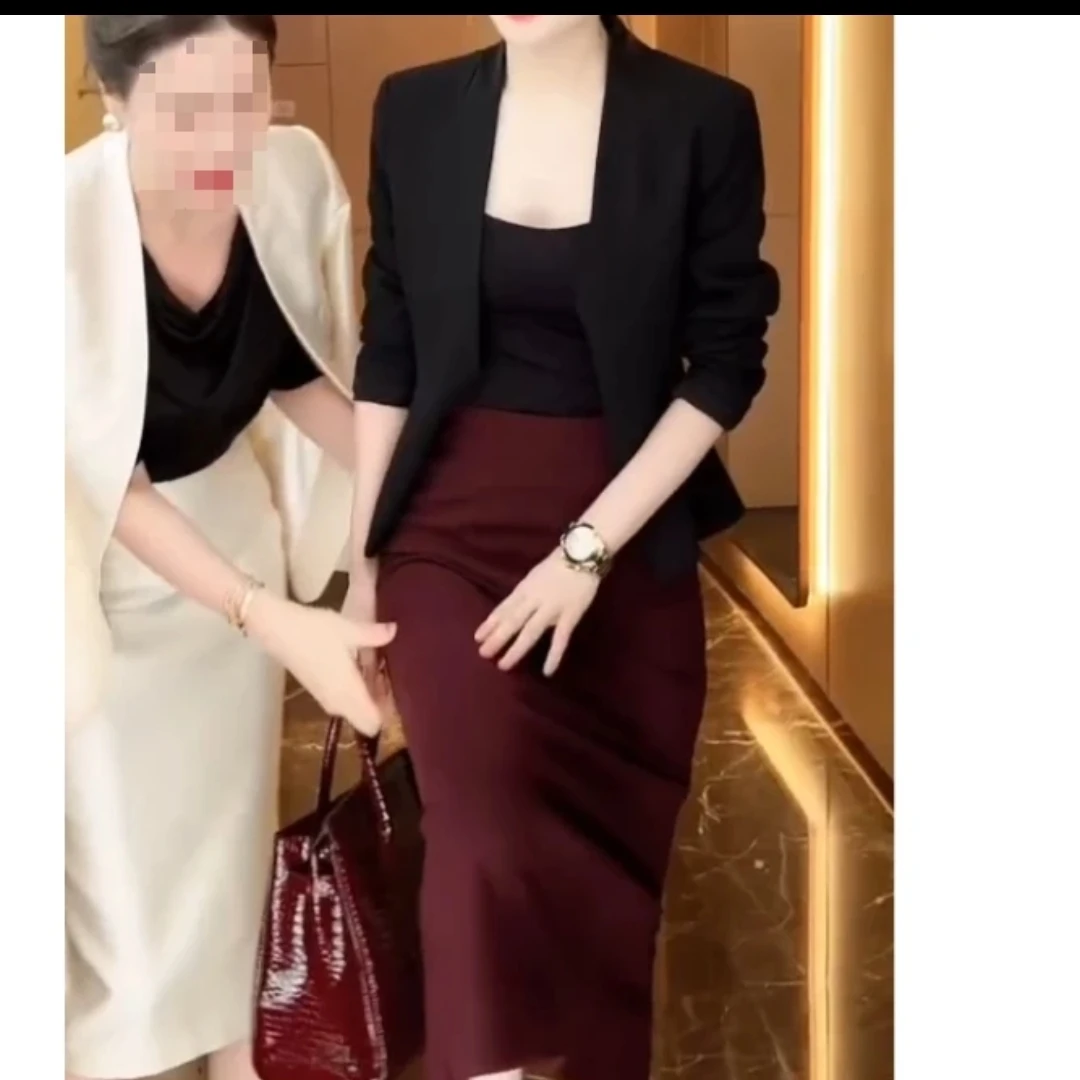 通勤气质复古直筒高腰西装A字包臀半身裙