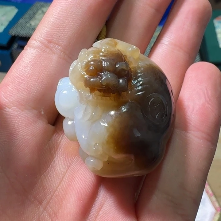 未镶嵌和田玉(糖玉)挂件