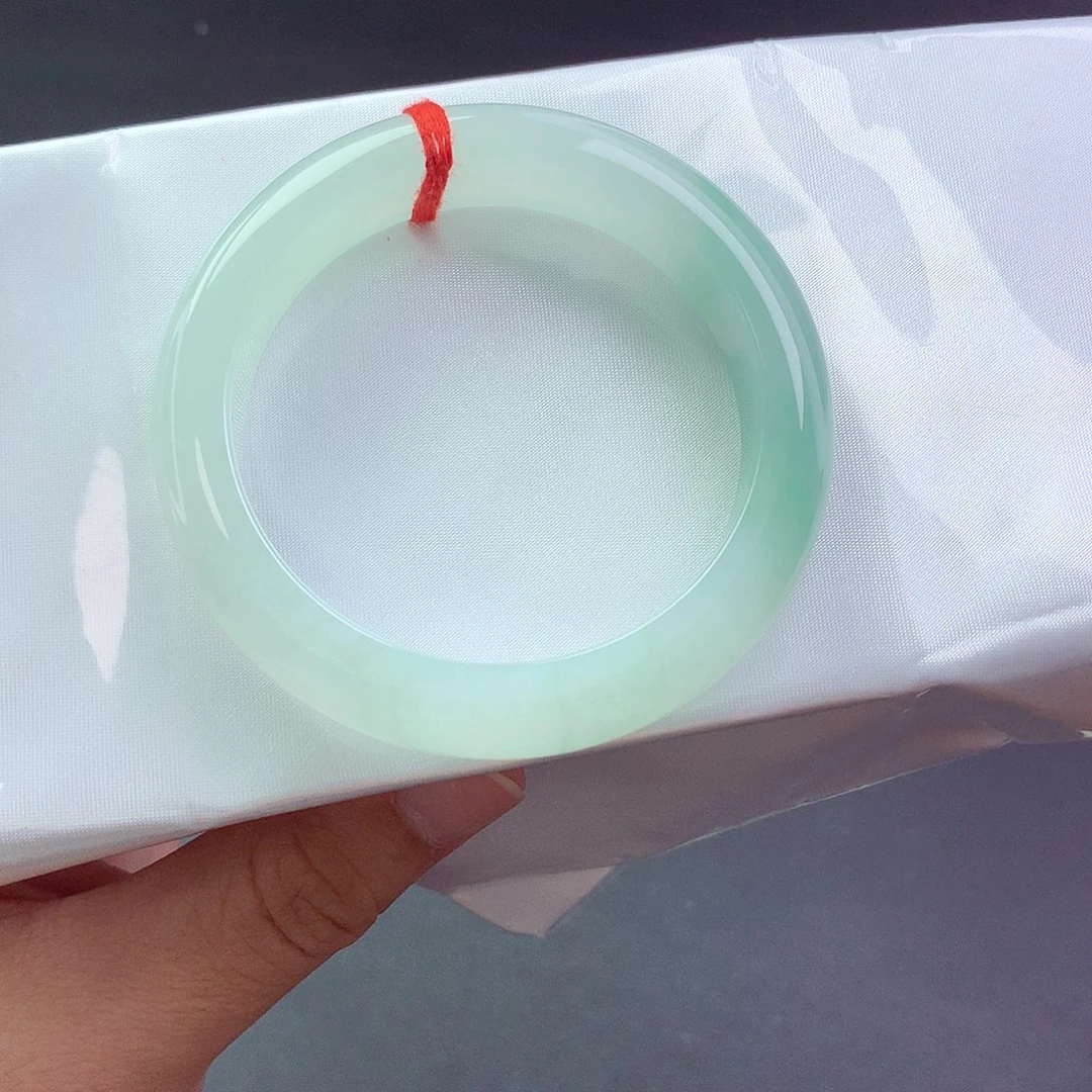 【闪购商品】未镶嵌手镯翡翠何*晨882227