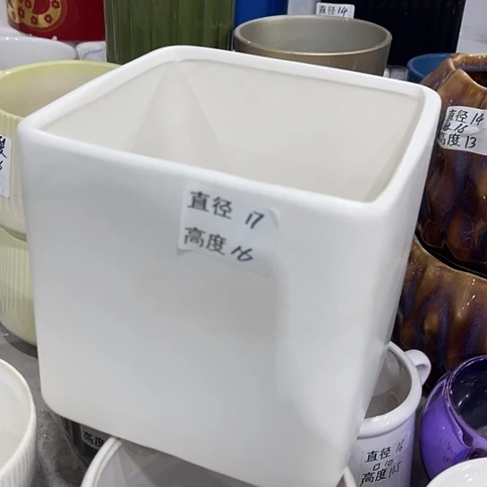多肉绿植陶瓷花盆9.9包邮，有孔