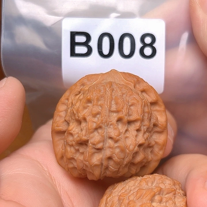 吊坠文玩核桃40血麒麟