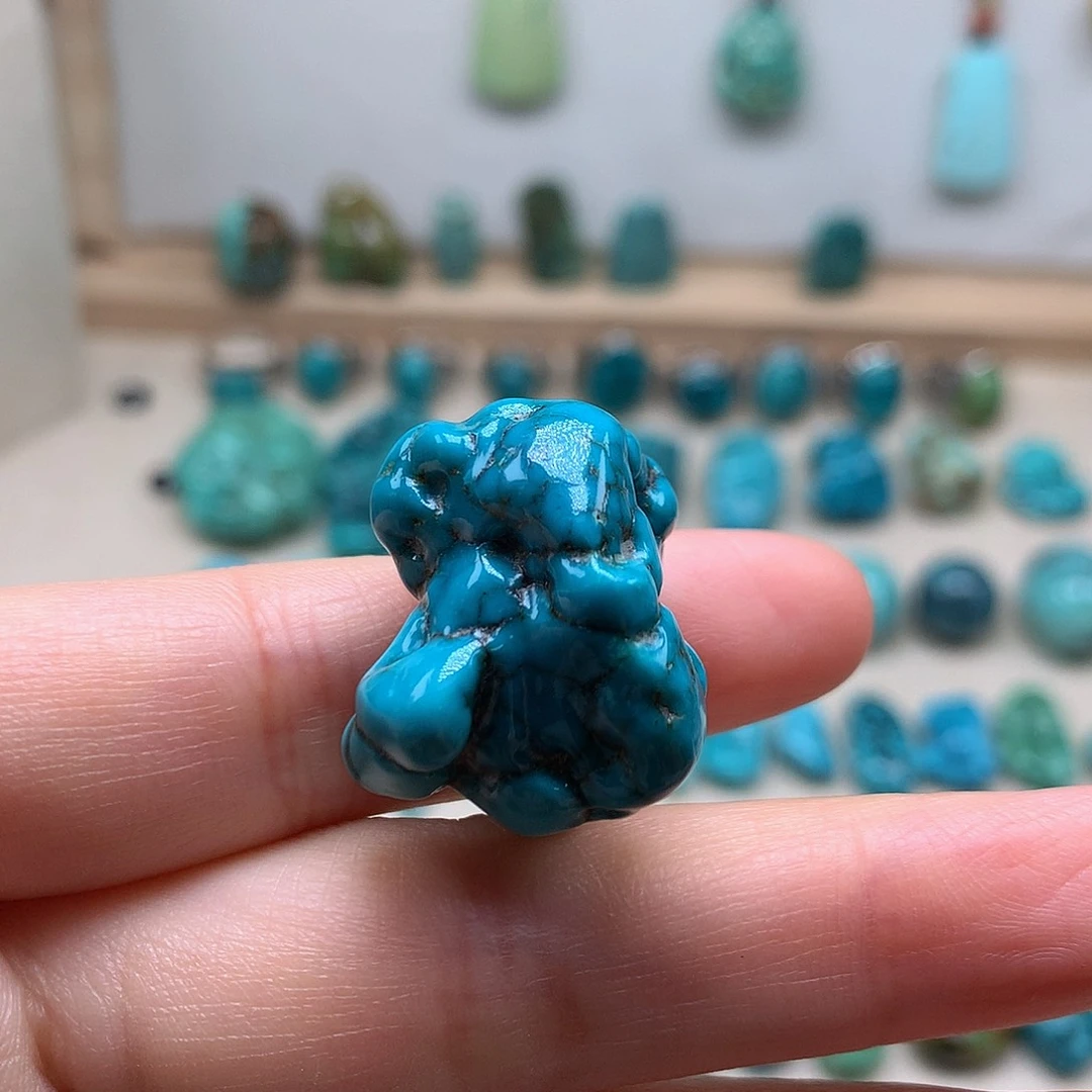 绿松石未镶嵌挂件