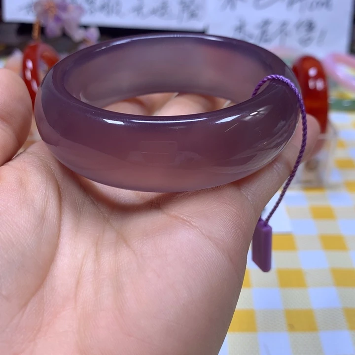 只****玛瑙/玉髓手镯未镶嵌