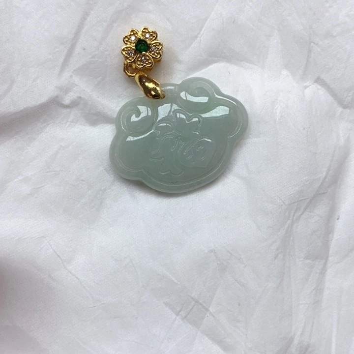 翡翠未镶嵌颈饰天然缅甸翡翠
