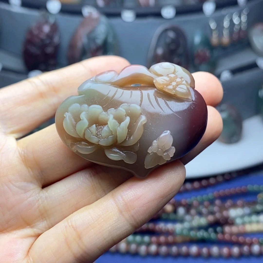 黄***菜玛瑙/玉髓吊坠(不含链)未镶嵌