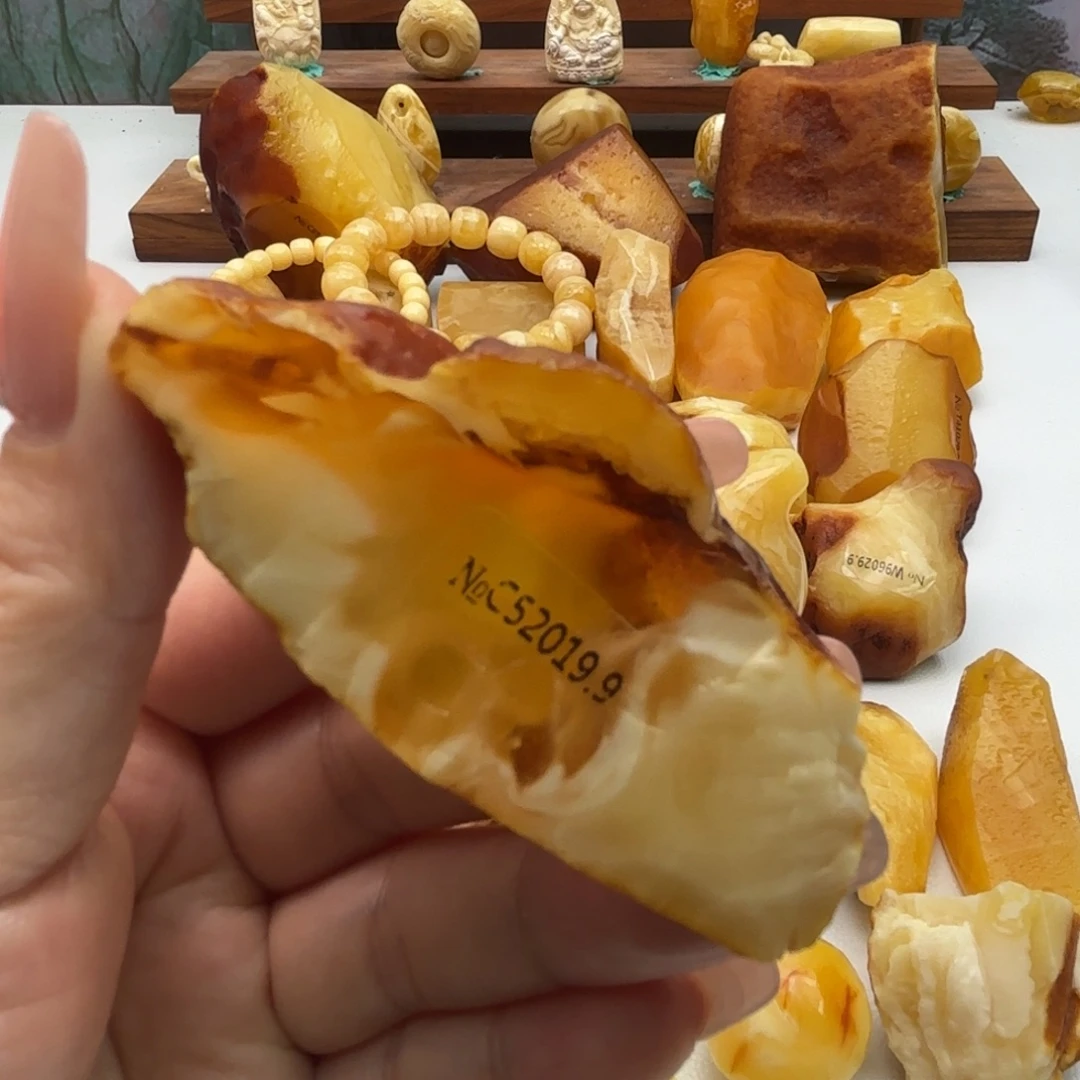 定制琥珀未镶嵌琥珀