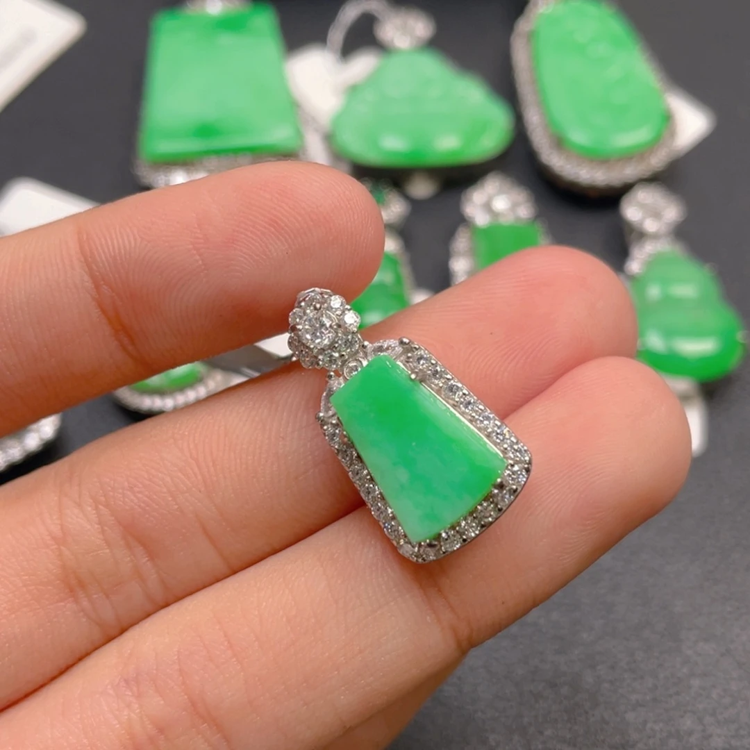 翡翠银S925镶嵌颈饰