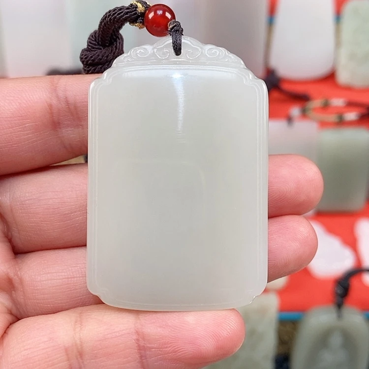 【闪购商品】颈饰未镶嵌和田玉