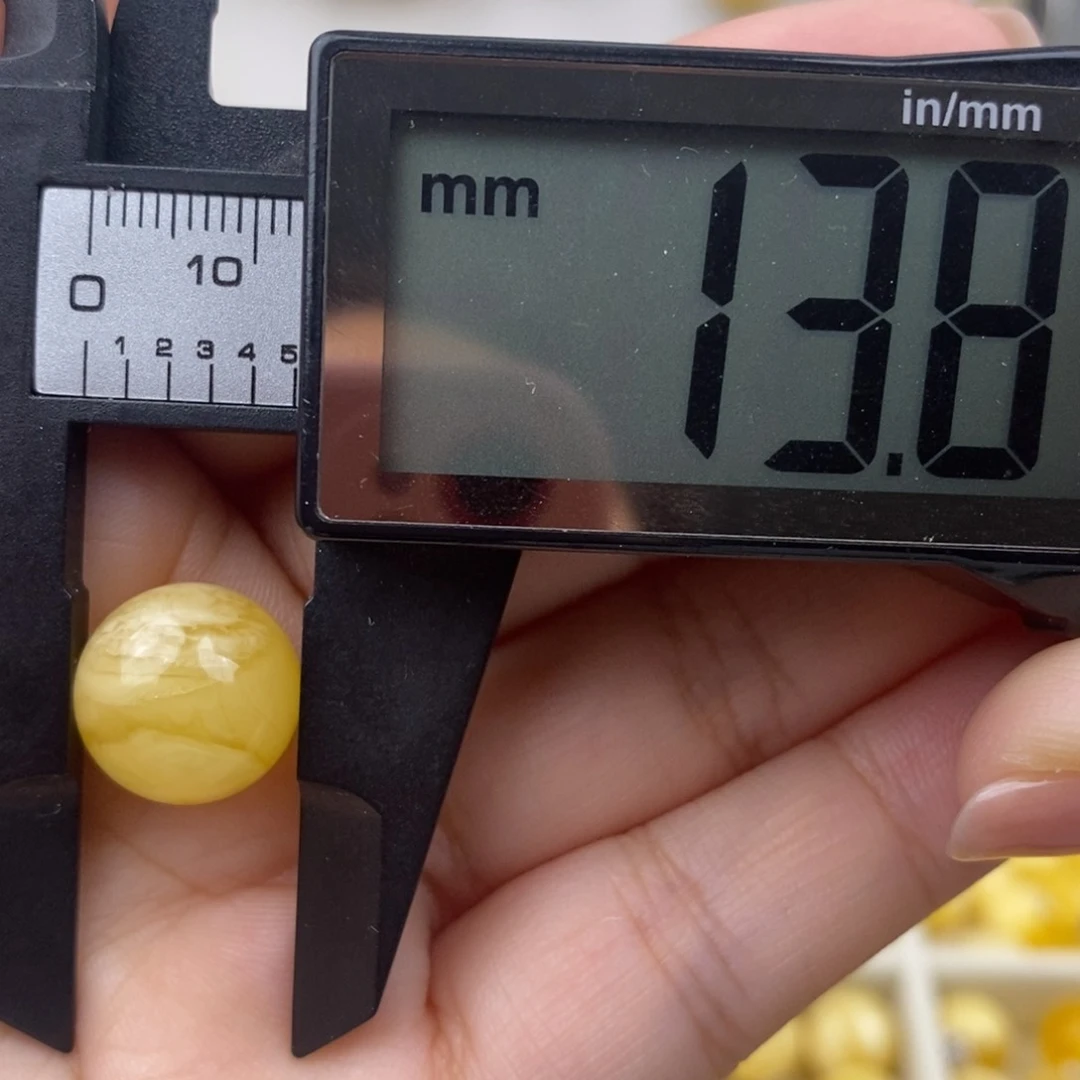 未镶嵌琥珀裸石蜜蜡圆珠微瑕