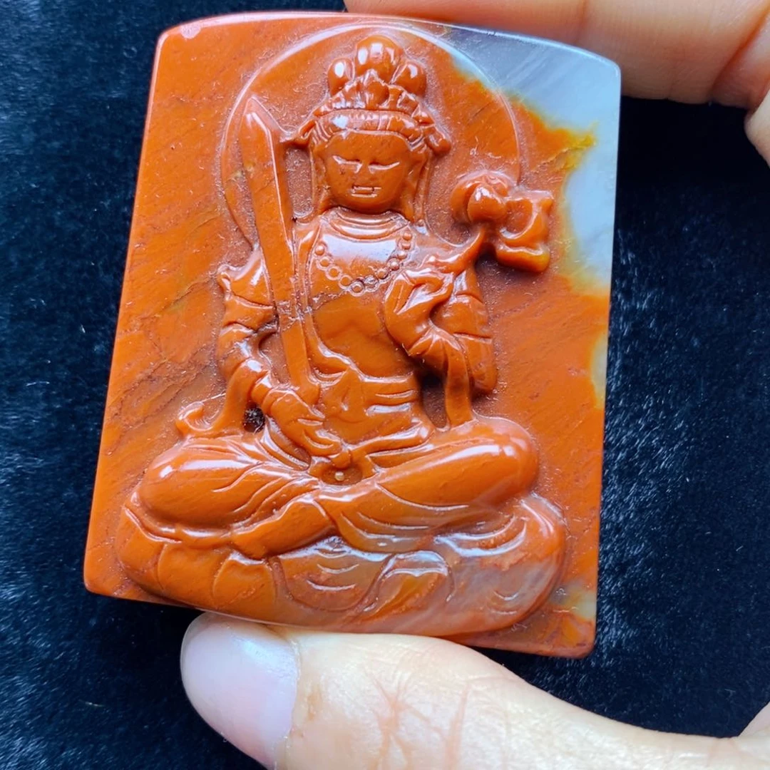 石英质玉（黄龙玉）未镶嵌颈饰