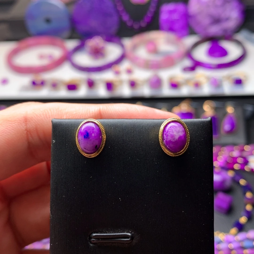 苏纪石（舒俱来）耳钉18K金镶嵌