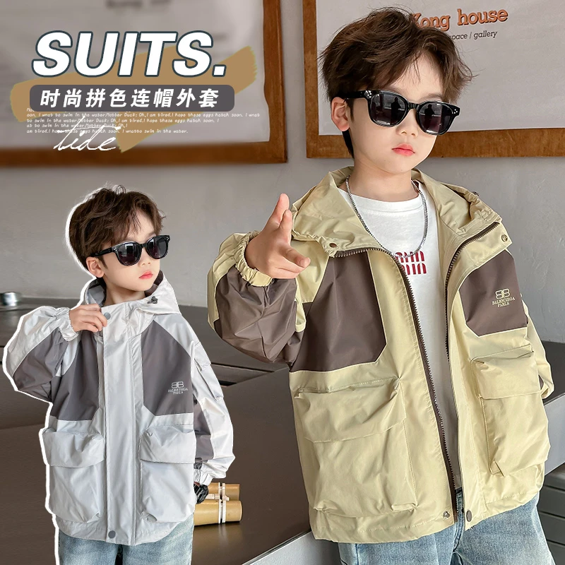 男童春秋装外套2025新款男孩韩版时髦连帽冲锋衣儿童春季帅气风衣