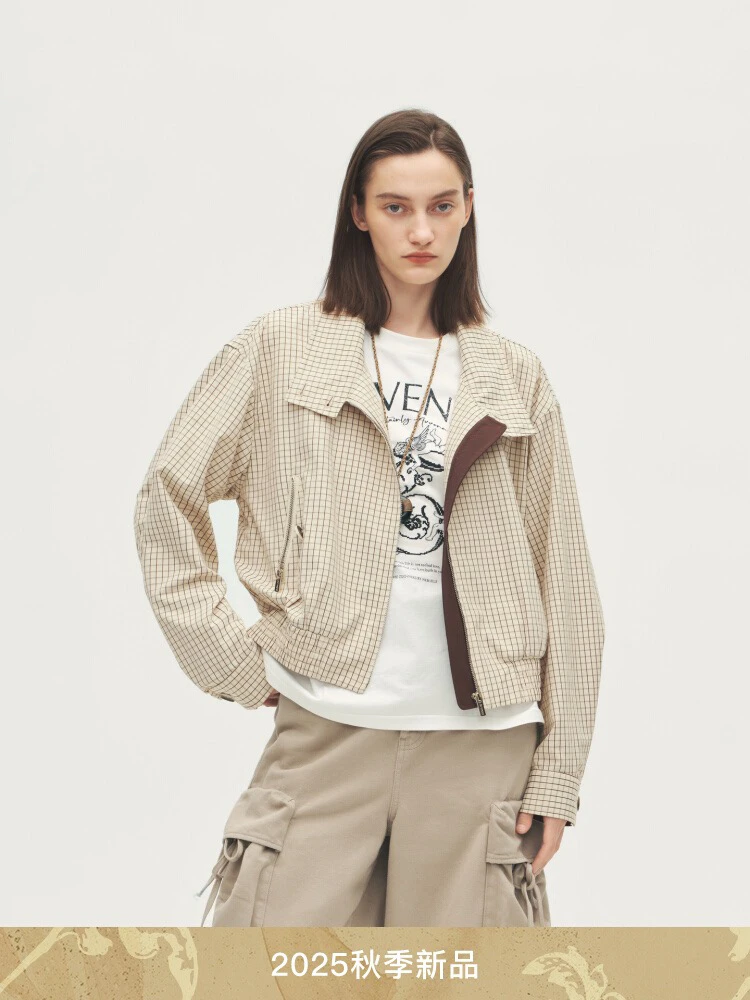 AVVENN2025秋季新品宽松立领牛角扣格纹小版型外套