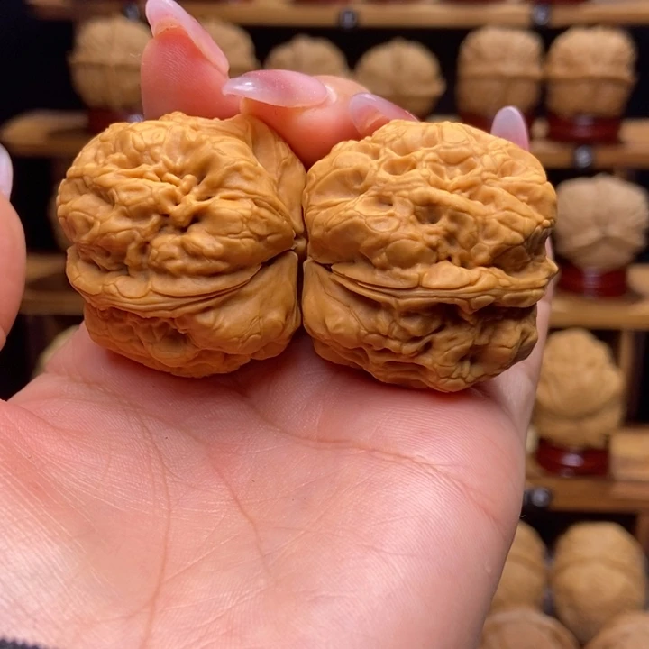 文玩核桃吊坠灭霸45