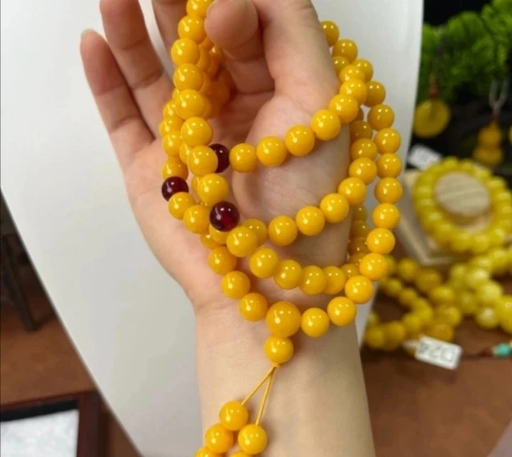 新蜜老蜡色多圈手串卡8