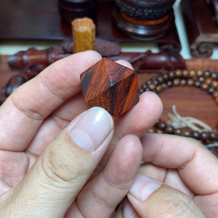 檀香紫檀(小叶紫檀)印章