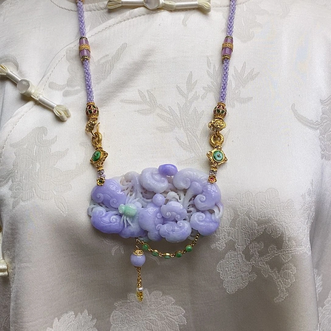 翡翠颈饰未镶嵌天然