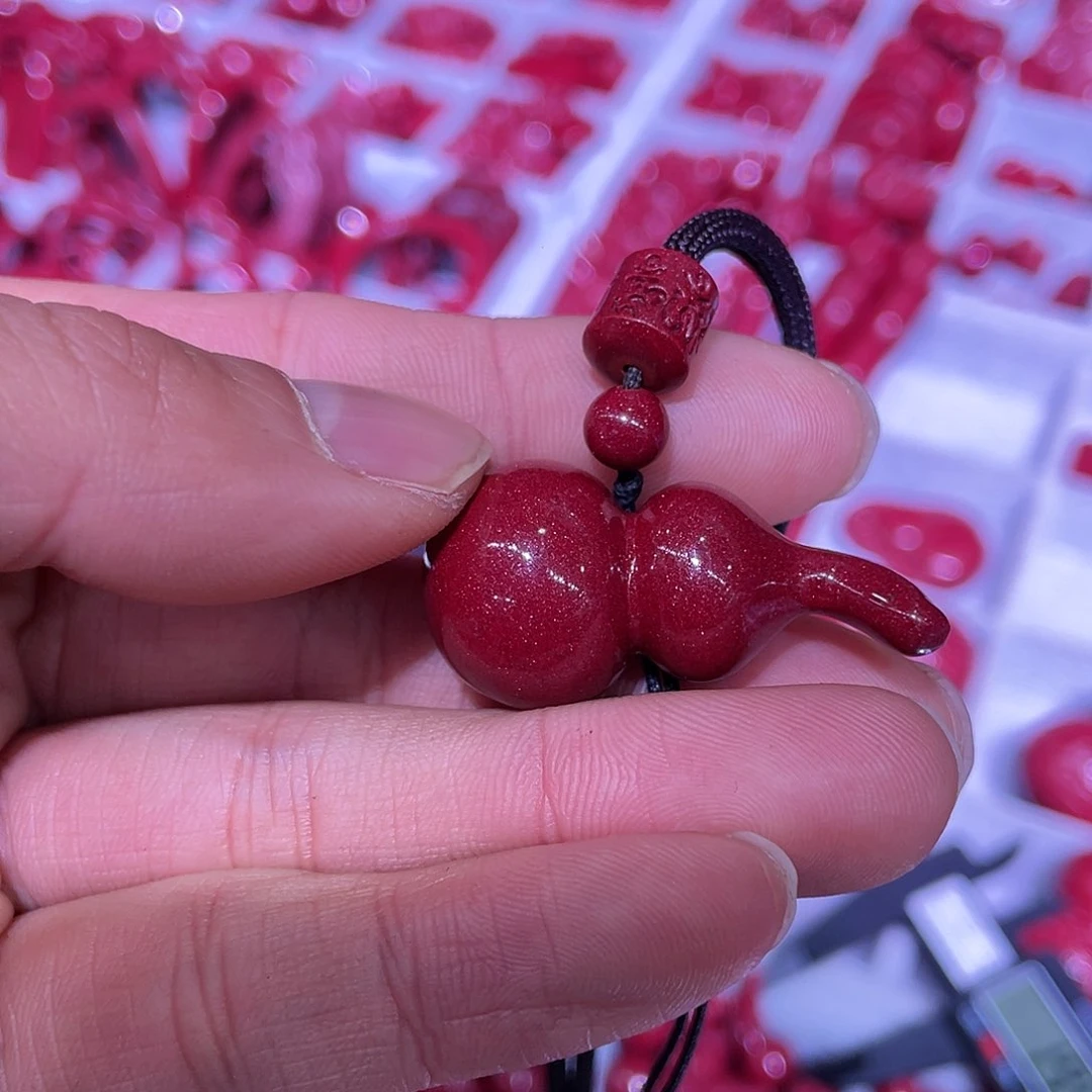 天然辰砂紫金砂葫芦吊坠