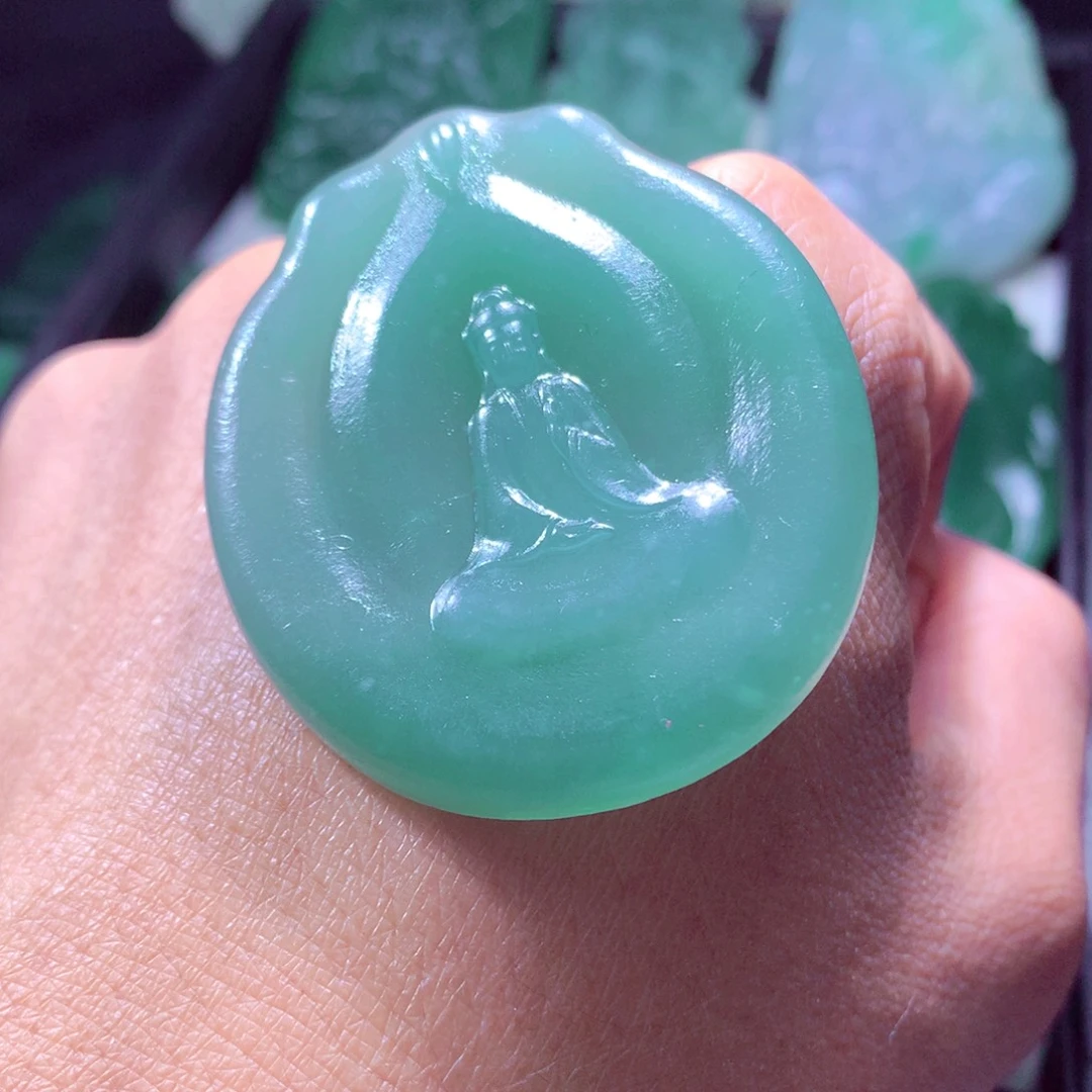 定制翡翠未镶嵌天然翡翠A货毛货挂件