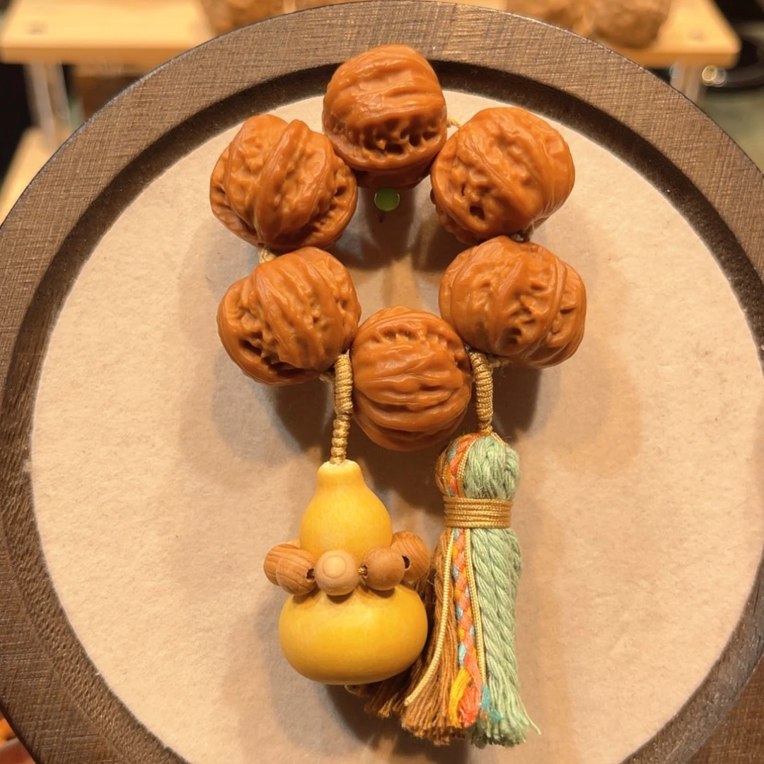 文玩核桃把件树王京八棱葫芦设计款