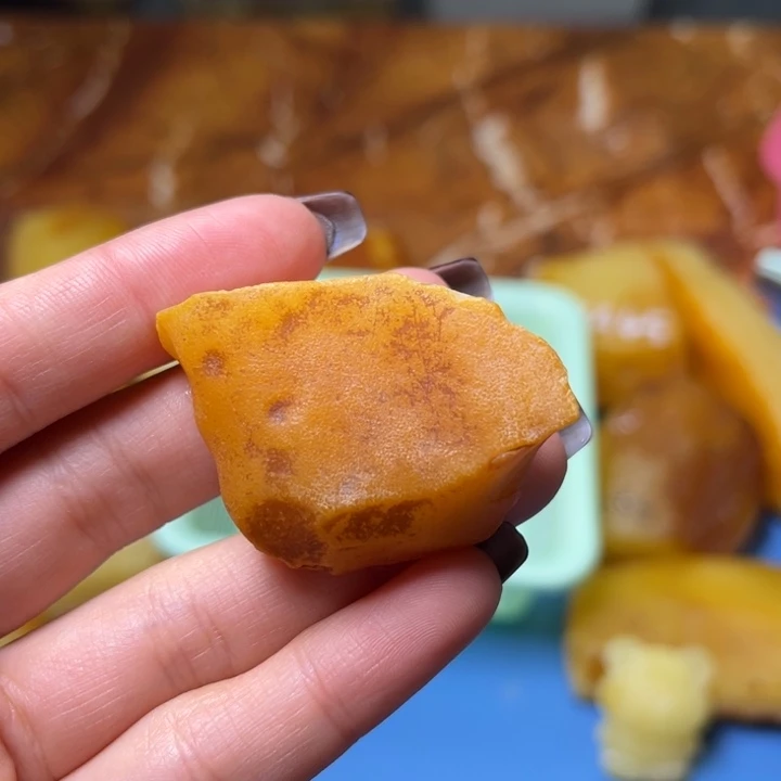 定制蜜蜡未镶嵌姚*
