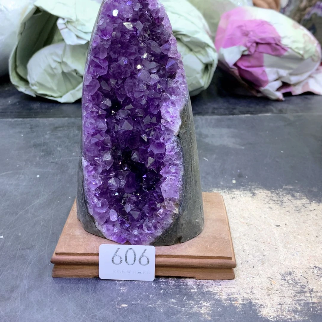 水晶摆件未镶嵌紫晶606
