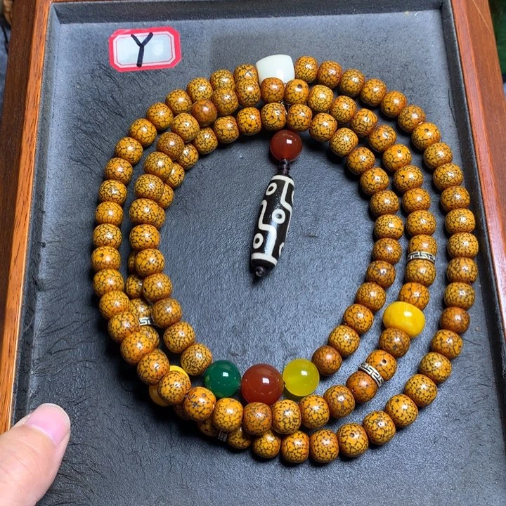 星月菩提吊坠菩提