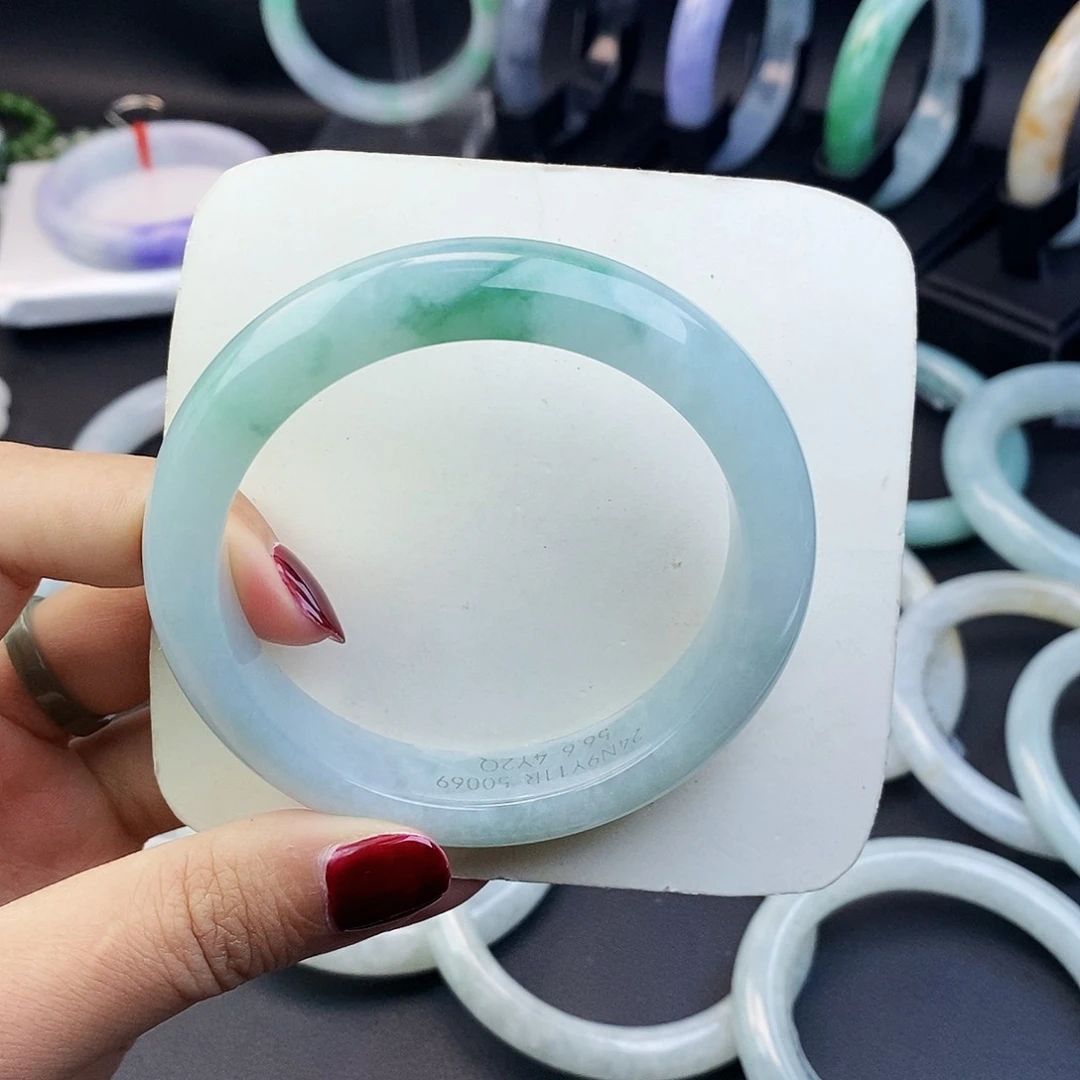 翡翠手镯未镶嵌56.6翡翠手镯