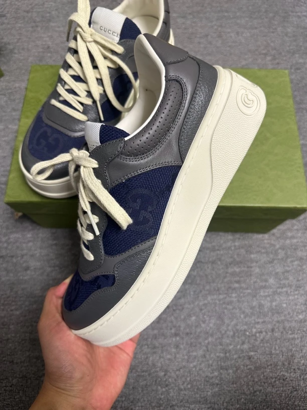 全新未使用 GUCCI/古驰 39.5码 男士灰蓝饼干鞋