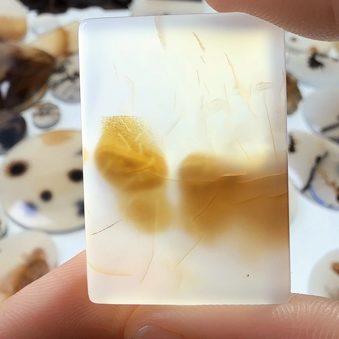 未镶嵌玛瑙/玉髓珠宝半成品