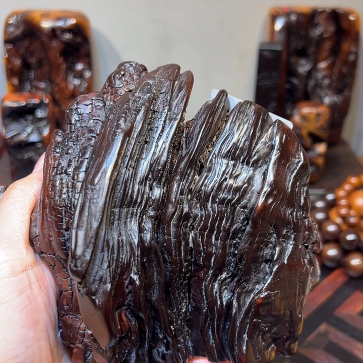 绒质雷击枣木雷心摆件