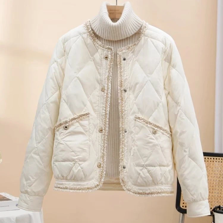 洋气显瘦新款品短款冬季韩版宽松轻薄小香风羽绒服新款洋气白鸭绒