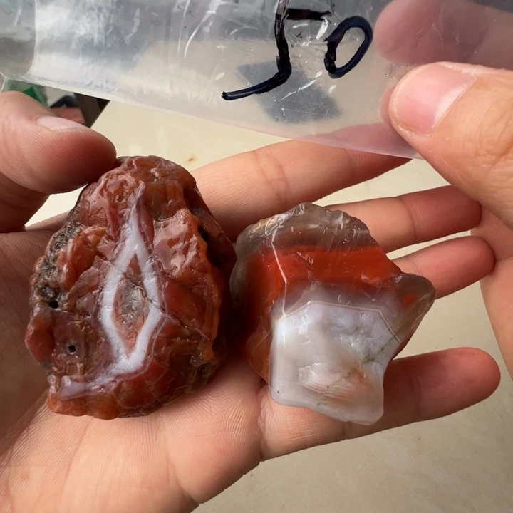 南红玛瑙随形未镶嵌50