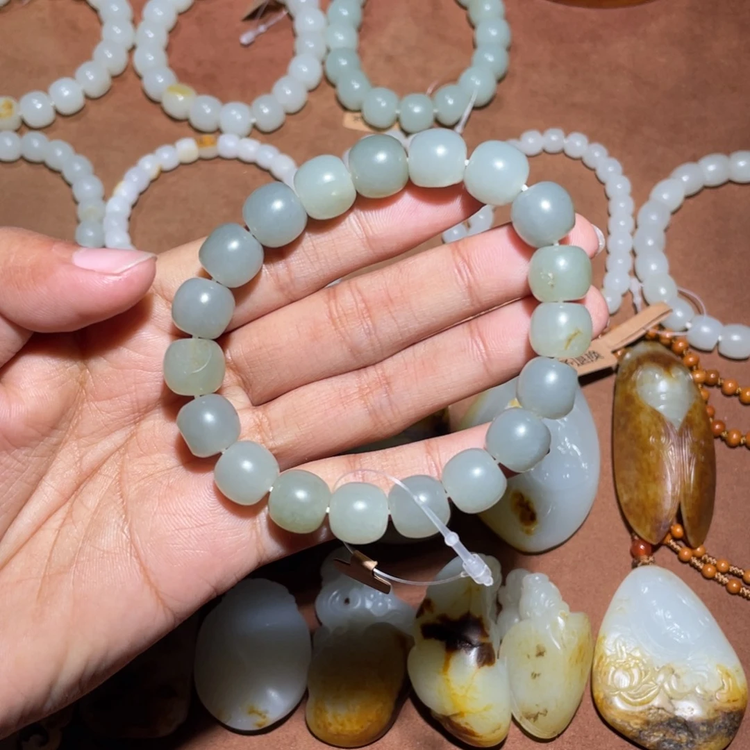 和田玉未镶嵌手链