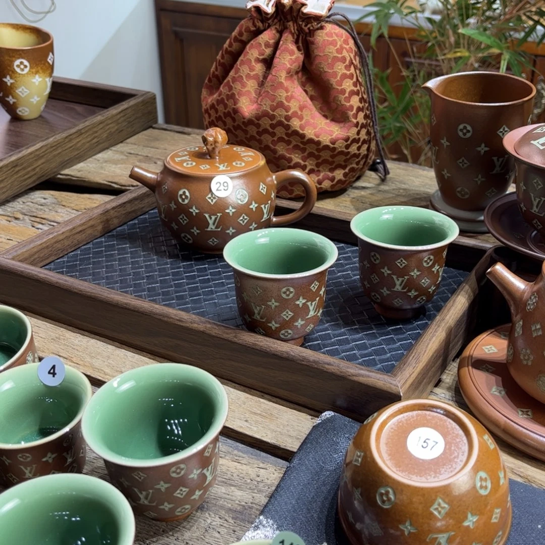 Z****草木灰老花手工杯 壶