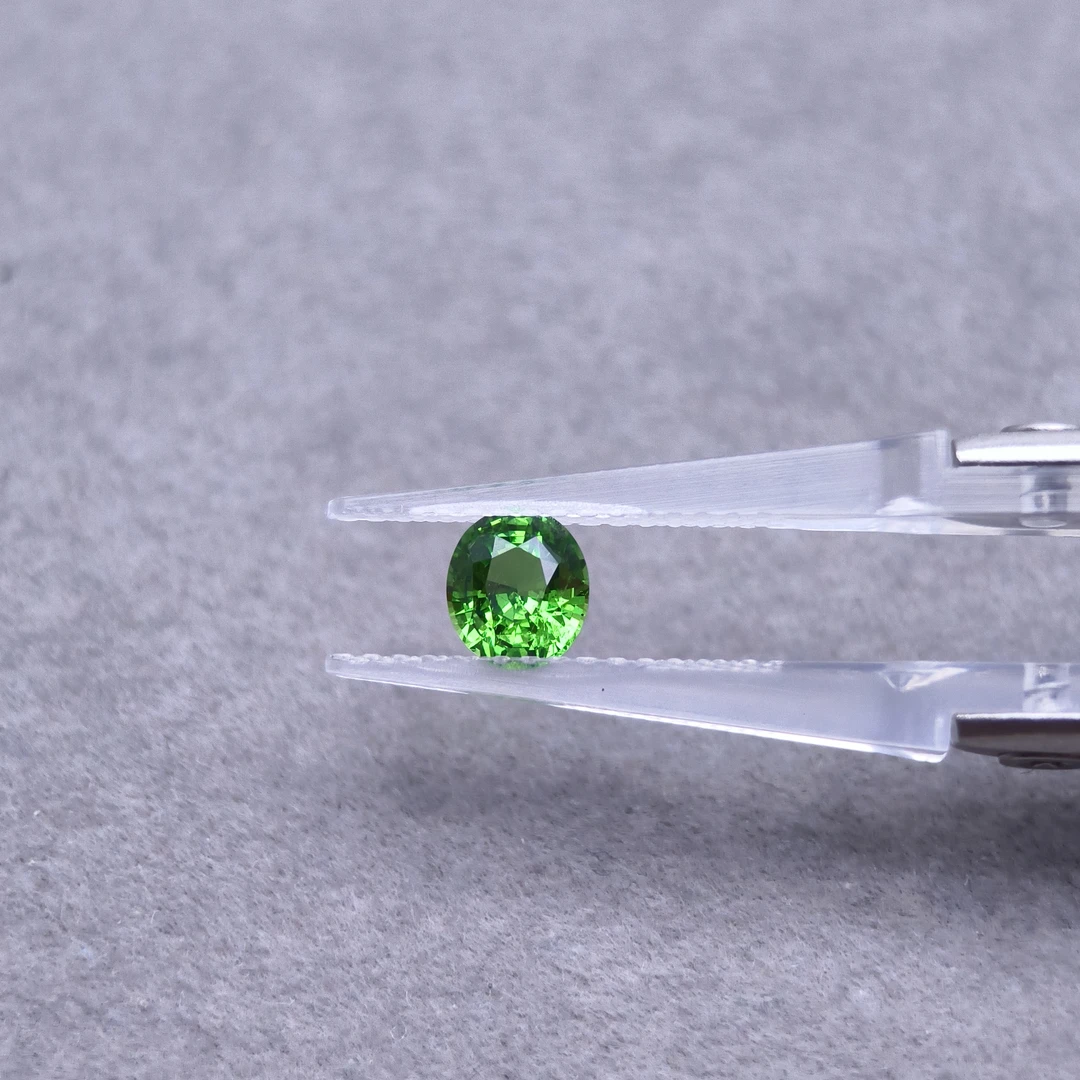 TVSPvv 沙弗莱石-1.06ct（09991000）0219
