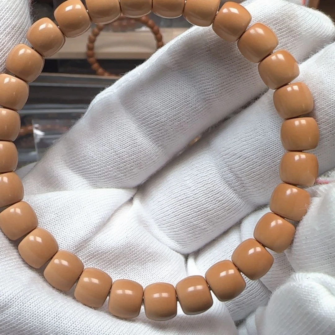 橄榄核吊坠清水树王料正三花8.0