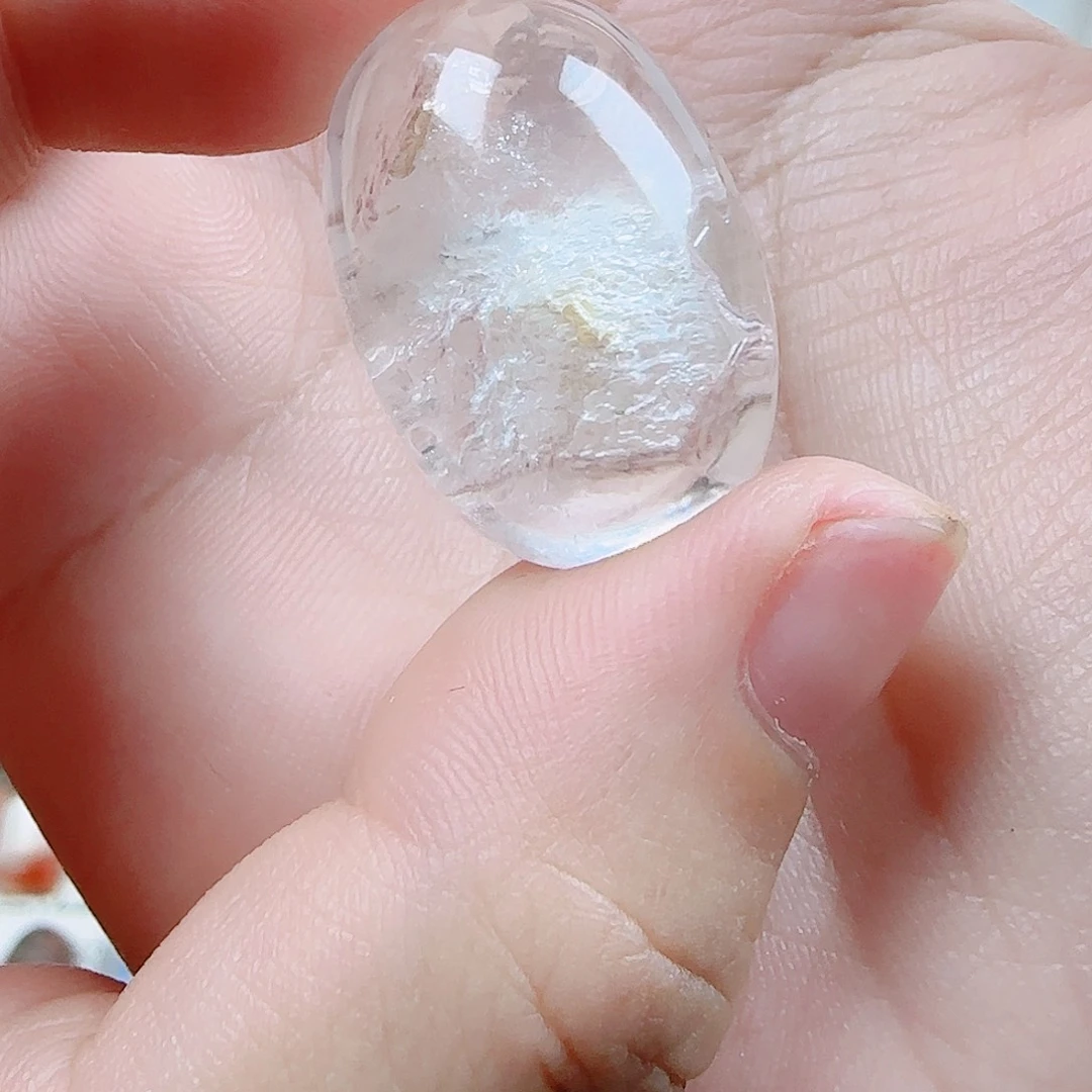 牛***肉水晶手串未镶嵌晶中晶