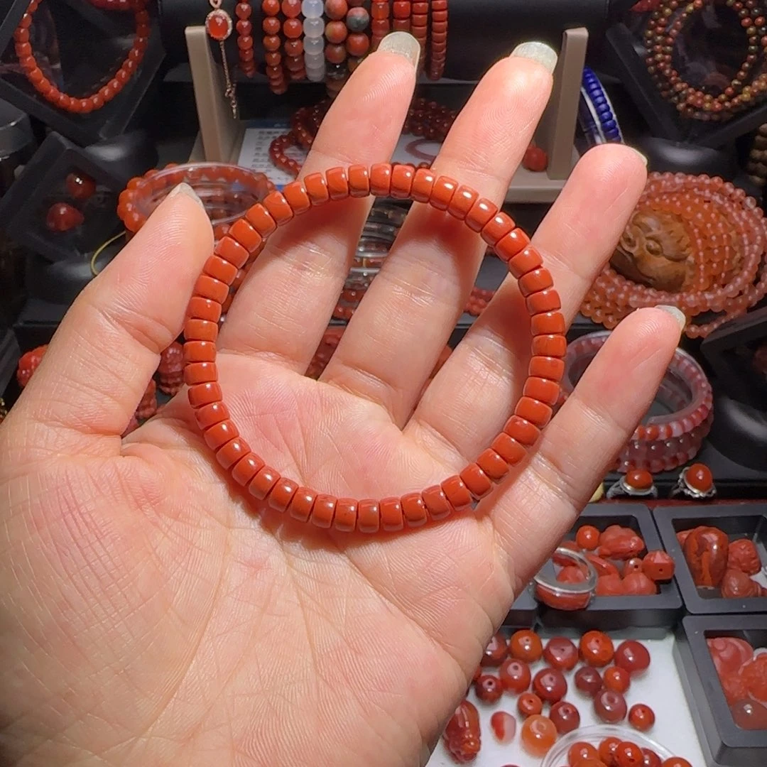 手串未镶嵌南红玛瑙P****?