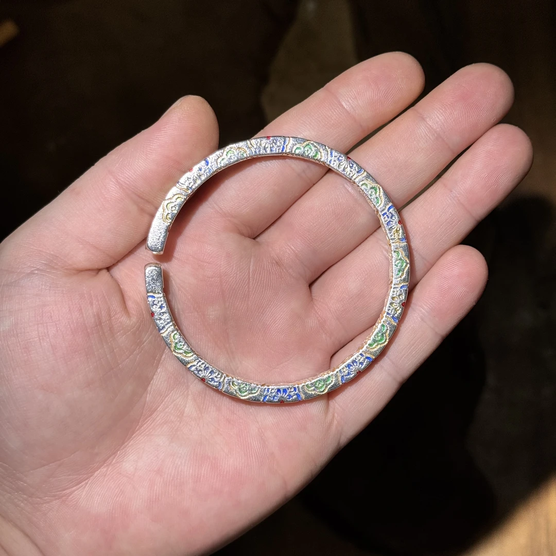 非金属硅胶手链 K325珐琅彩宝相花银镯（无礼盒）