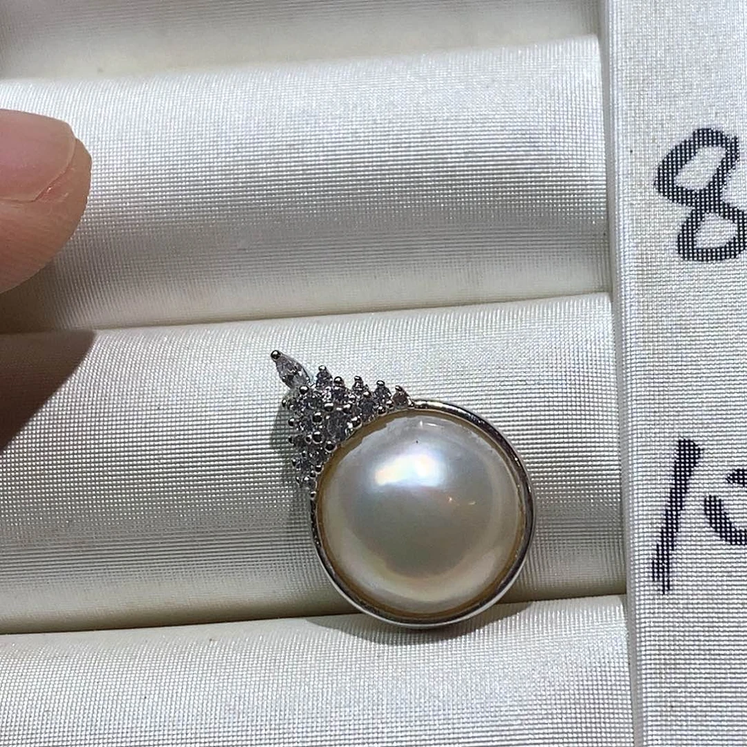 银S925镶嵌拼合珍珠（马贝珠）颈饰