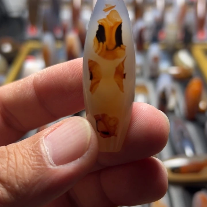 玛瑙/玉髓未镶嵌颈饰
