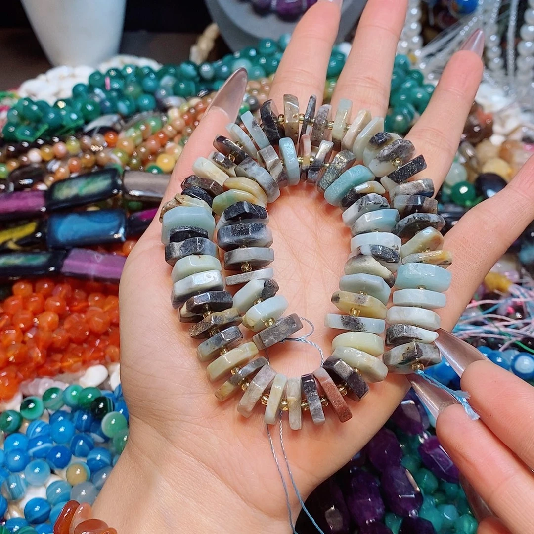 玛瑙/玉髓散珠天然亚马逊隔片14mm一条