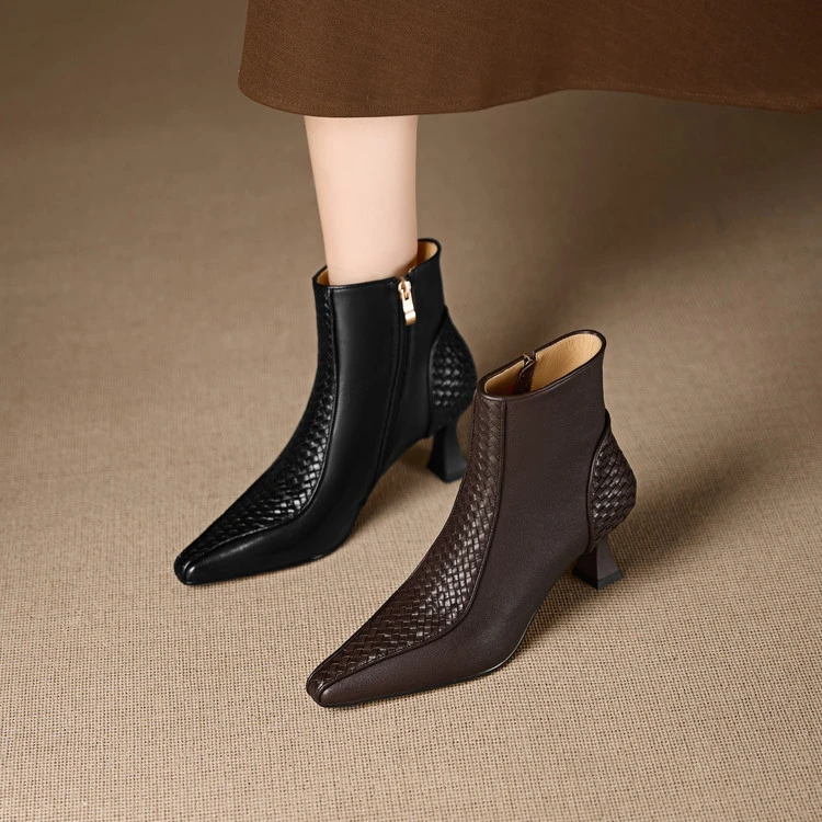 头层牛皮~7.6cm女士优雅时尚新款短靴方头细跟高跟编织时装靴踝靴