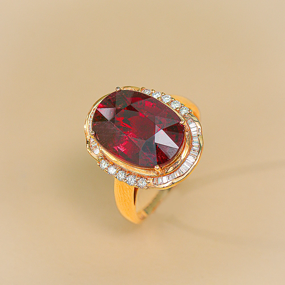 18K金碧玺时尚红色经典气质